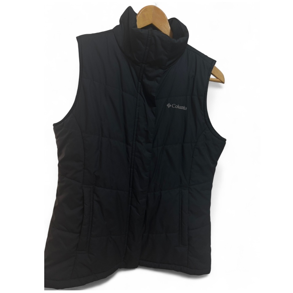 Columbia Black Vest - Woman’s M